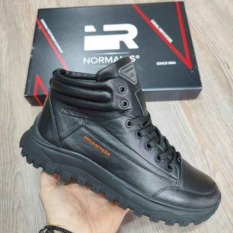 Чоловічі черевики Norman, модель 210, верх натуральна шкіра, підошва термо поуліритан в середині шерсть 210 фото